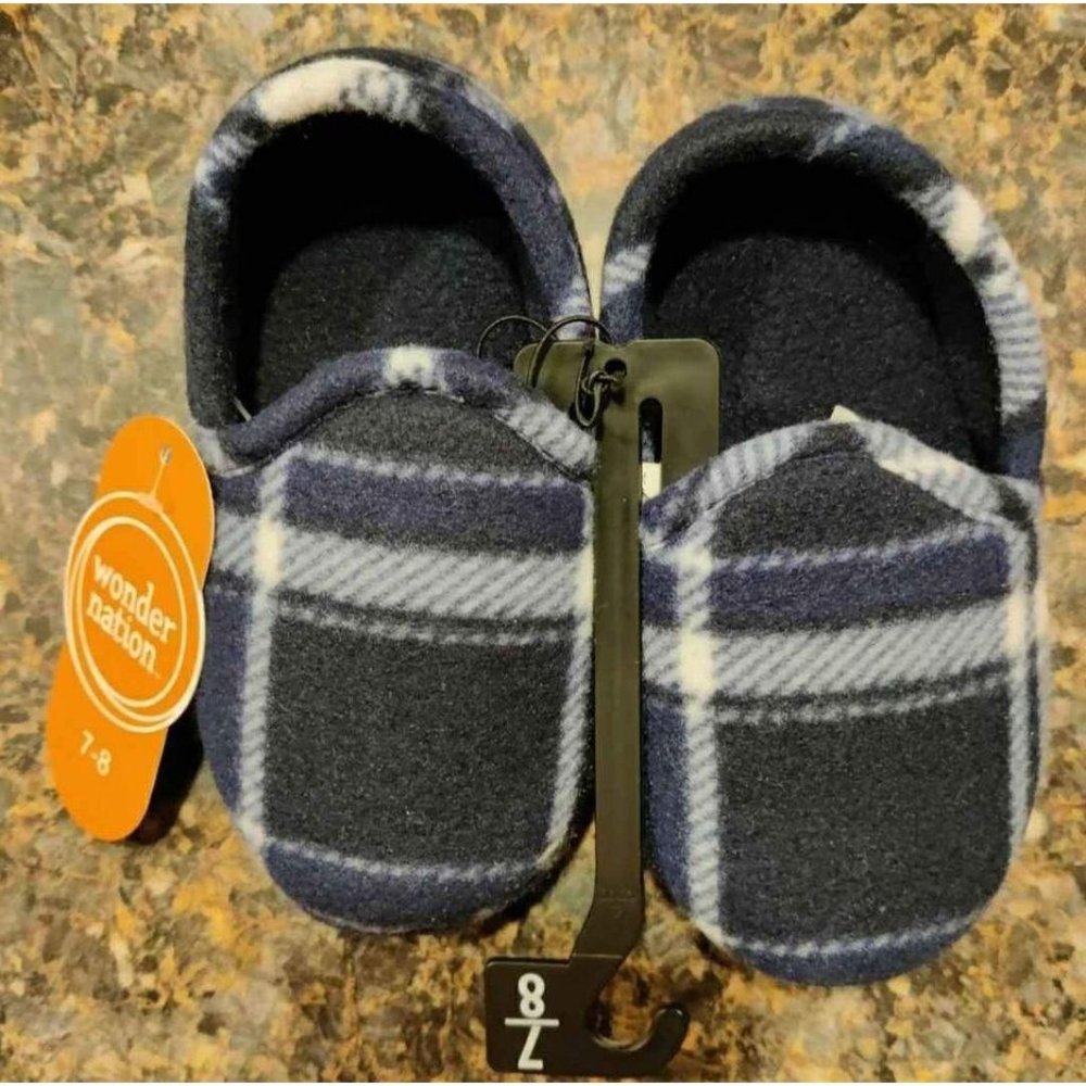 Plaid Boys/Girls Slippers Varies Sizes